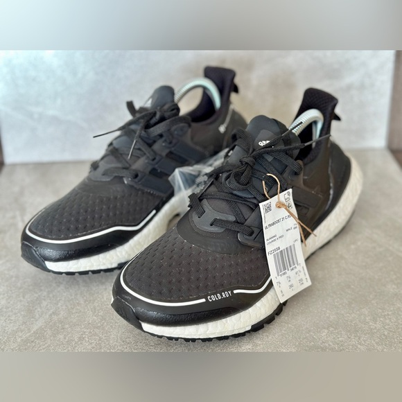 Adidas Ultraboost 21 Cold Ready - Picture 2 of 9